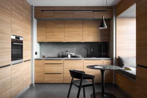 Kuchnia laminowana Porto w wybarwieniu Pembroke – zestaw mebli do nowoczesnych wnętrz, praktyczny i uniwersalny